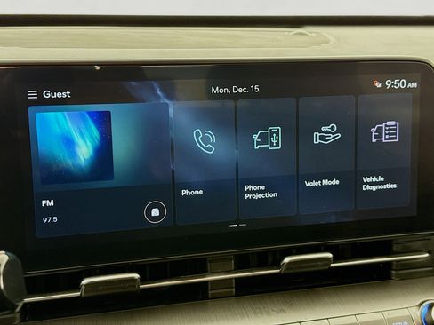 Used 2024 Hyundai Kona SEL image 16