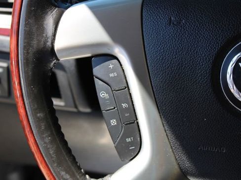 Used 2014 Cadillac Escalade Premium RWD image 20