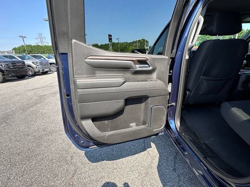 Used 2022 Chevrolet Silverado 1500 RST w/ Z71 Off-Road Package AWD/4WD image 24