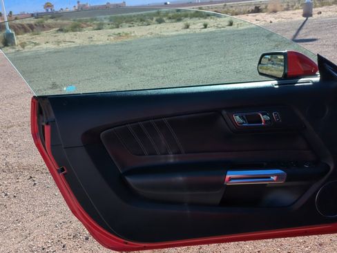 Used 2015 Ford Mustang Premium image 12