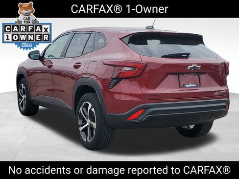 Certified 2024 Chevrolet Trax RS w/ Driver Confidence Package FWD image 4