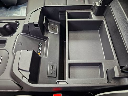New 2026 GMC Sierra 2500 AT4X w/ AT4X AEV Edition AWD/4WD image 34