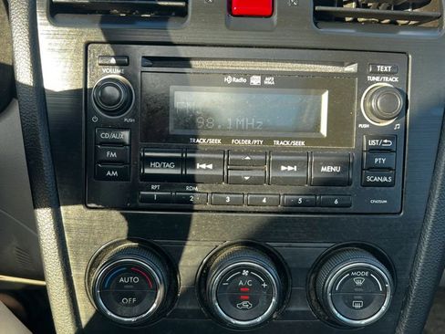 Used 2015 Subaru Forester 2.5i Limited AWD/4WD image 15
