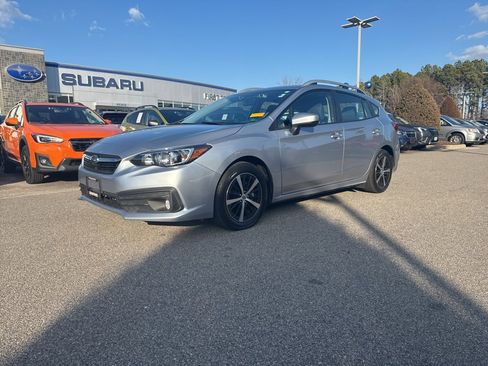 Used 2023 Subaru Impreza Premium image 1