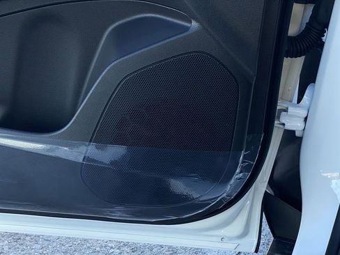 New 2026 Chevrolet Trax LT FWD image 28