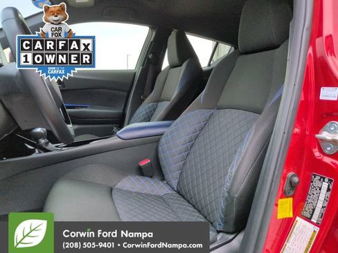 Used 2021 Toyota C-HR XLE FWD image 23