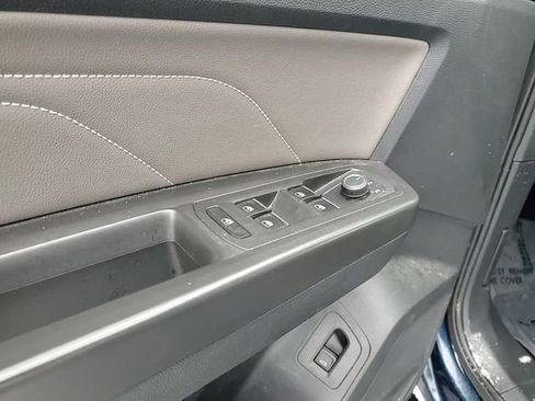 Used 2023 Volkswagen Atlas SEL image 14