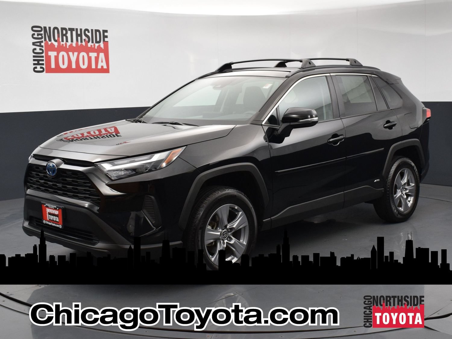 Used 2022 Toyota RAV4 XLE AWD/4WD image 1