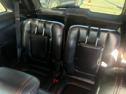 Used 2018 Ford Explorer Sport AWD/4WD image 20