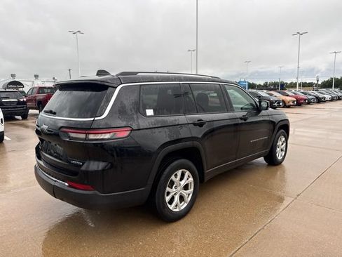 Used 2023 Jeep Grand Cherokee L Limited AWD/4WD image 3