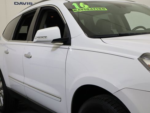 Used 2016 Chevrolet Traverse LTZ image 3
