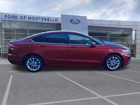 Used 2020 Ford Fusion SE image 13