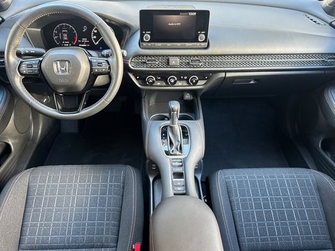 Used 2024 Honda HR-V Sport image 10