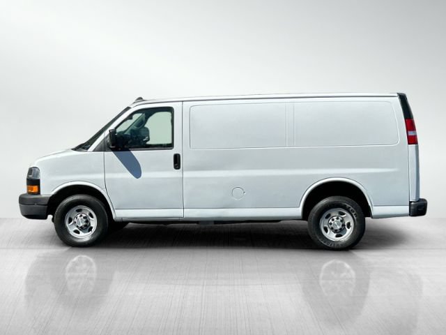Used 2021 Chevrolet Express 2500 w/ Driver Convenience Package RWD image 7