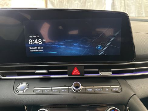 New 2026 Hyundai Elantra Limited image 19