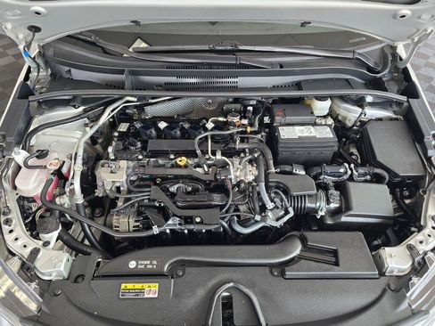 Used 2024 Toyota Corolla LE FWD image 11