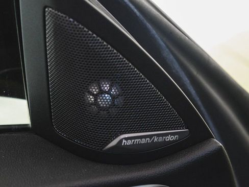 Used 2023 BMW M4 Competition image 10