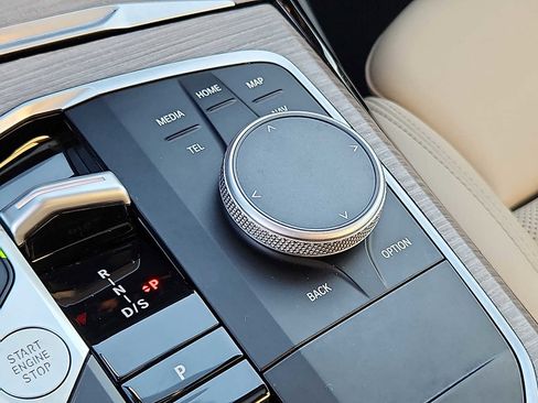 Certified 2025 BMW 230i xDrive Coupe w/ Convenience Package image 25