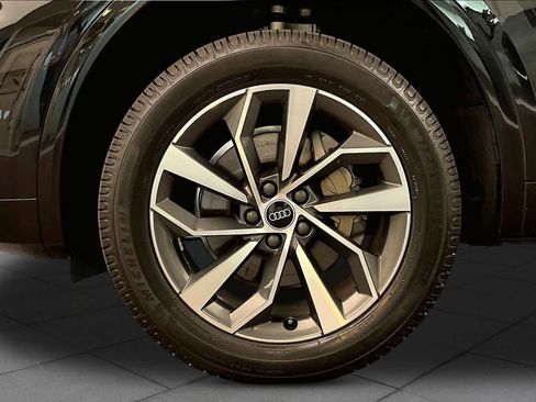 Certified 2023 Audi Q5 2.0T Premium w/ Convenience Package AWD/4WD image 11