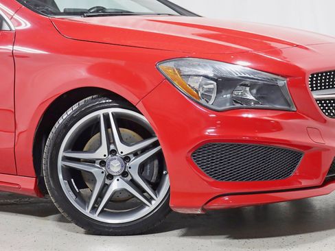 Used 2015 Mercedes-Benz CLA 250 4MATIC image 5