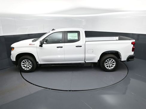 New 2026 Chevrolet Silverado 1500 W/T image 33