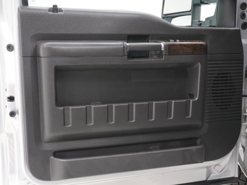 Used 2016 Ford F250 Platinum image 12