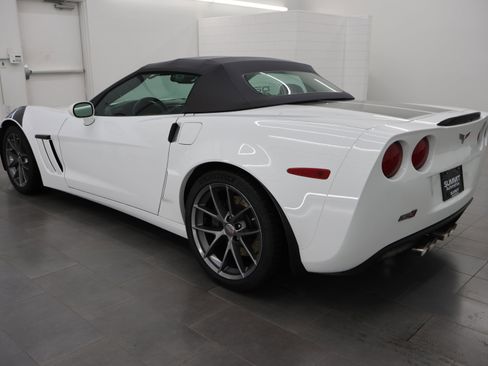 Used 2013 Chevrolet Corvette Grand Sport w/ 4LT Preferred Equipment Group RWD image 6