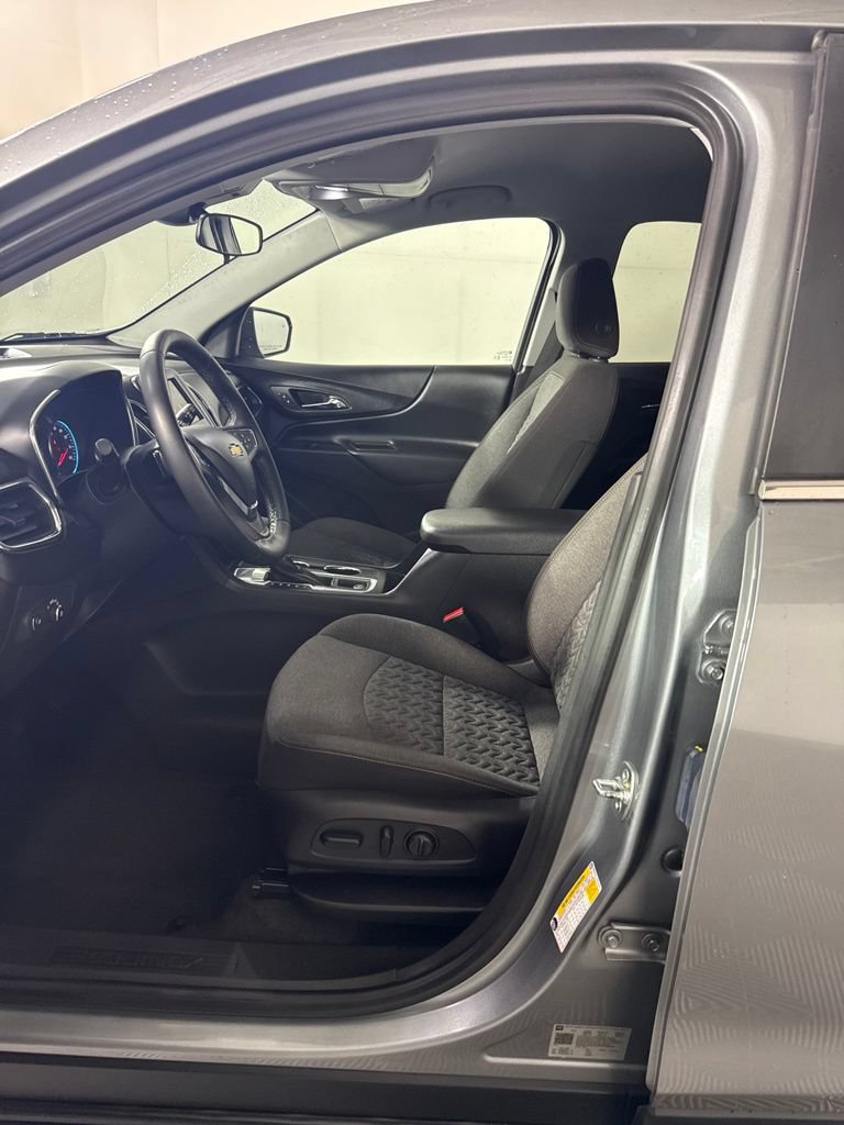 Used 2024 Chevrolet Equinox LT FWD image 14