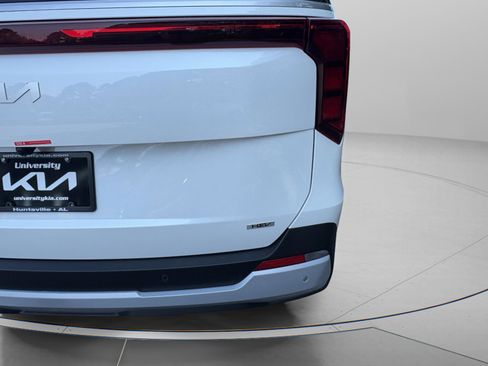 New 2026 Kia Carnival EX FWD image 7