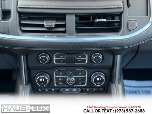Used 2023 Chevrolet Suburban Premier image 36