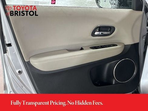 Used 2018 Honda HR-V EX image 25