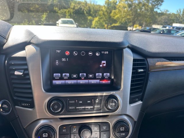 Used 2016 GMC Yukon Denali w/ Open Road Package AWD/4WD image 15
