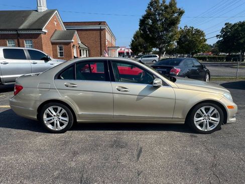 Used 2012 Mercedes-Benz C 300 4MATIC Sedan image 8