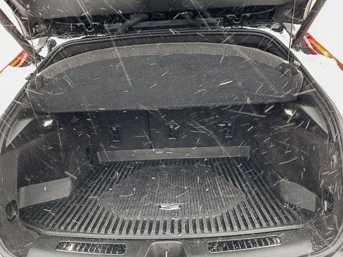 Used 2023 Cadillac XT4 Premium Luxury w/ LPO, Radiant Package image 25