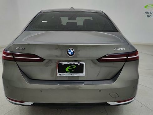 Used 2026 BMW 540i xDrive AWD/4WD image 5