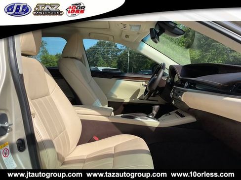 Used 2017 Lexus ES 350 w/ Luxury Package FWD image 15