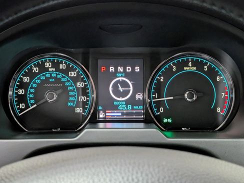 Used 2014 Jaguar XF 3.0 image 30