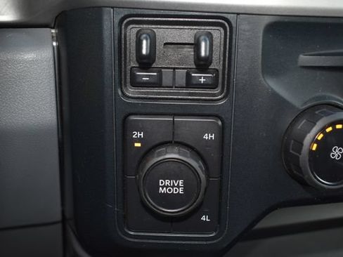 Used 2023 Ford F450 XLT w/ Camper Package AWD/4WD image 31