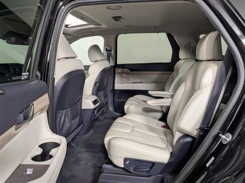 Used 2021 Hyundai Palisade SEL w/ Premium Package image 23