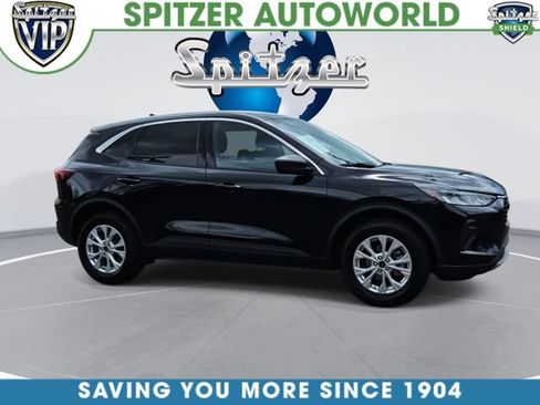 Used 2023 Ford Escape Active AWD/4WD image 2