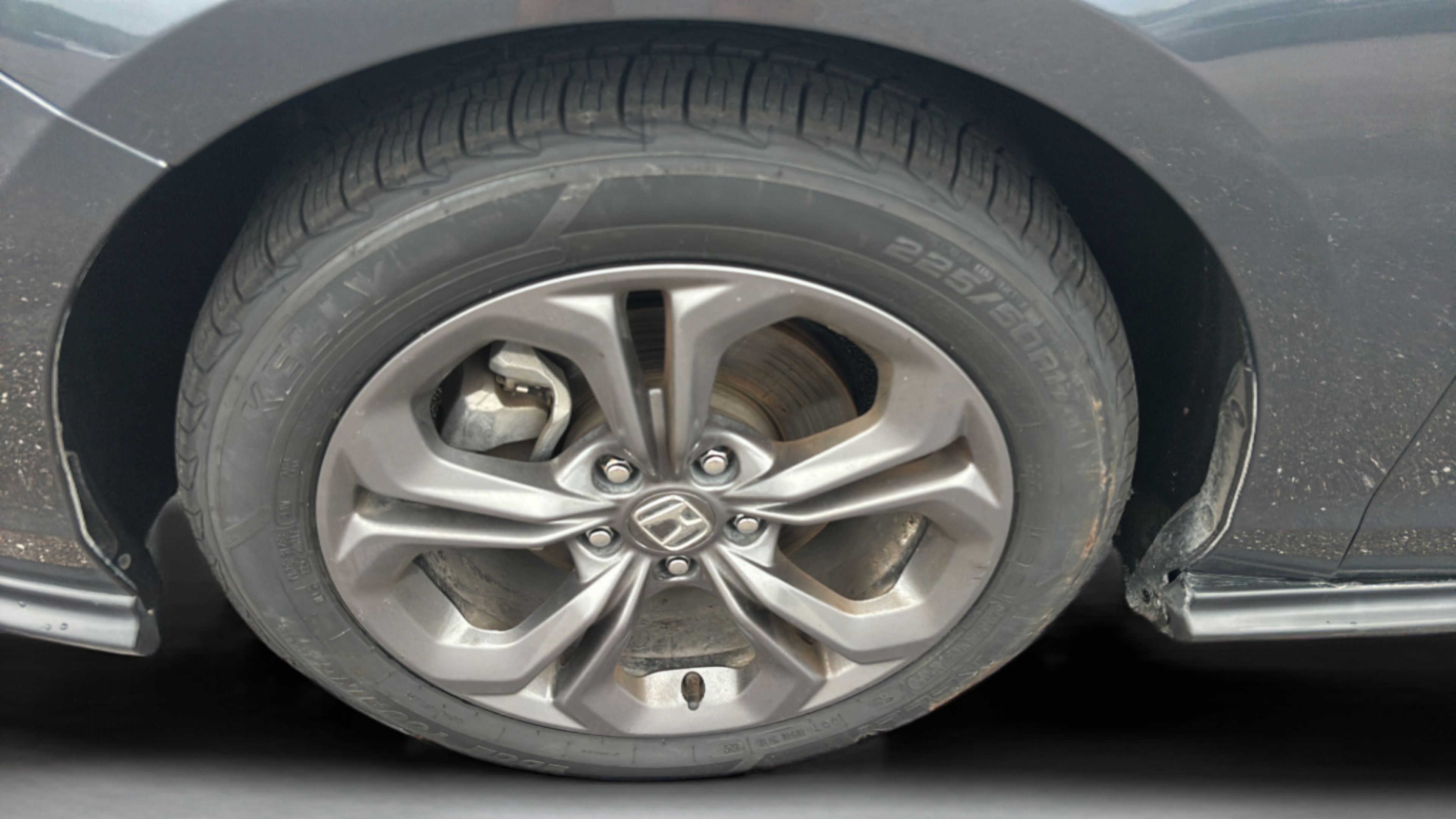 Used 2023 Honda Accord EX image 30