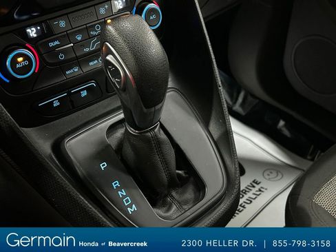 Used 2019 Ford Transit Connect XL image 26