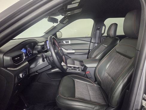 Used 2022 Ford Explorer Timberline image 12