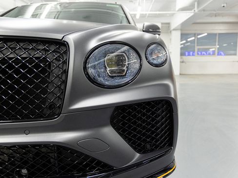 New 2026 Bentley Bentayga Speed AWD/4WD image 14