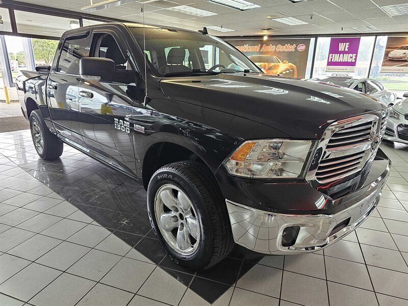Used 2017 RAM 1500 Big Horn AWD/4WD image 4