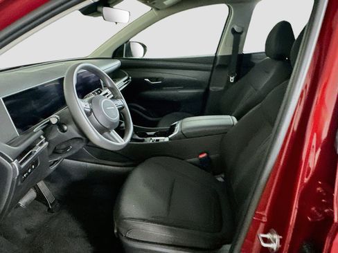 Used 2026 Hyundai Tucson SEL FWD image 13