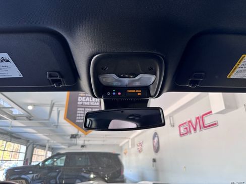 Certified 2025 Chevrolet Colorado Z71 image 26