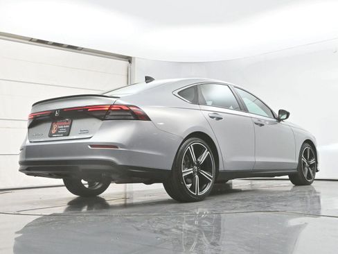 Used 2024 Honda Accord Sport image 34