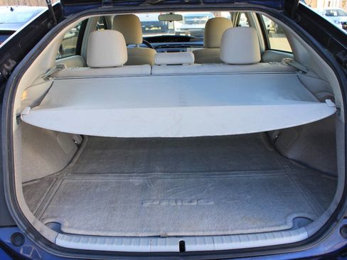 Used 2013 Toyota Prius Four image 15