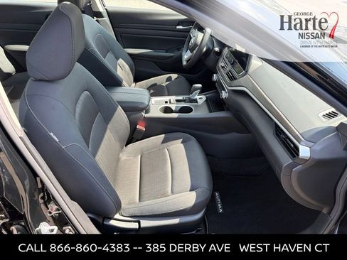 Certified 2025 Nissan Altima 2.5 SV w/ SV Special Edition Package AWD/4WD image 29